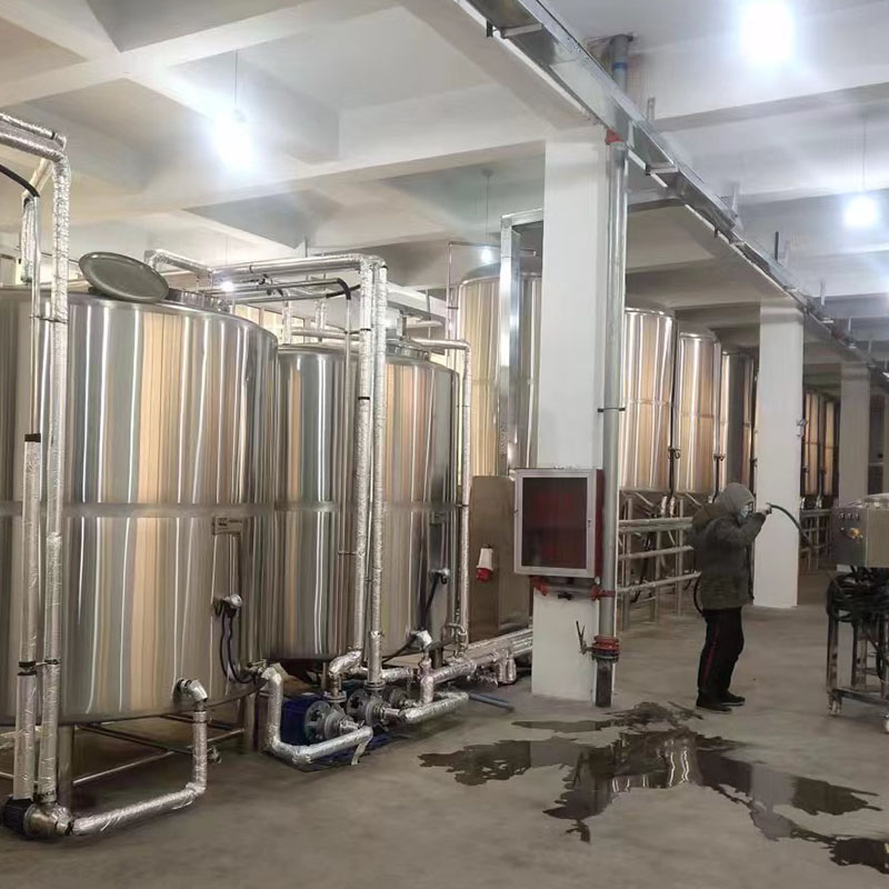 乌苏精酿啤酒设备